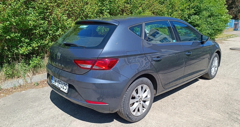 Seat Leon cena 51900 przebieg: 152310, rok produkcji 2019 z Wrocław małe 379